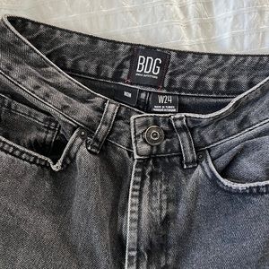BDG urban outfitters blank mom jeans size 24